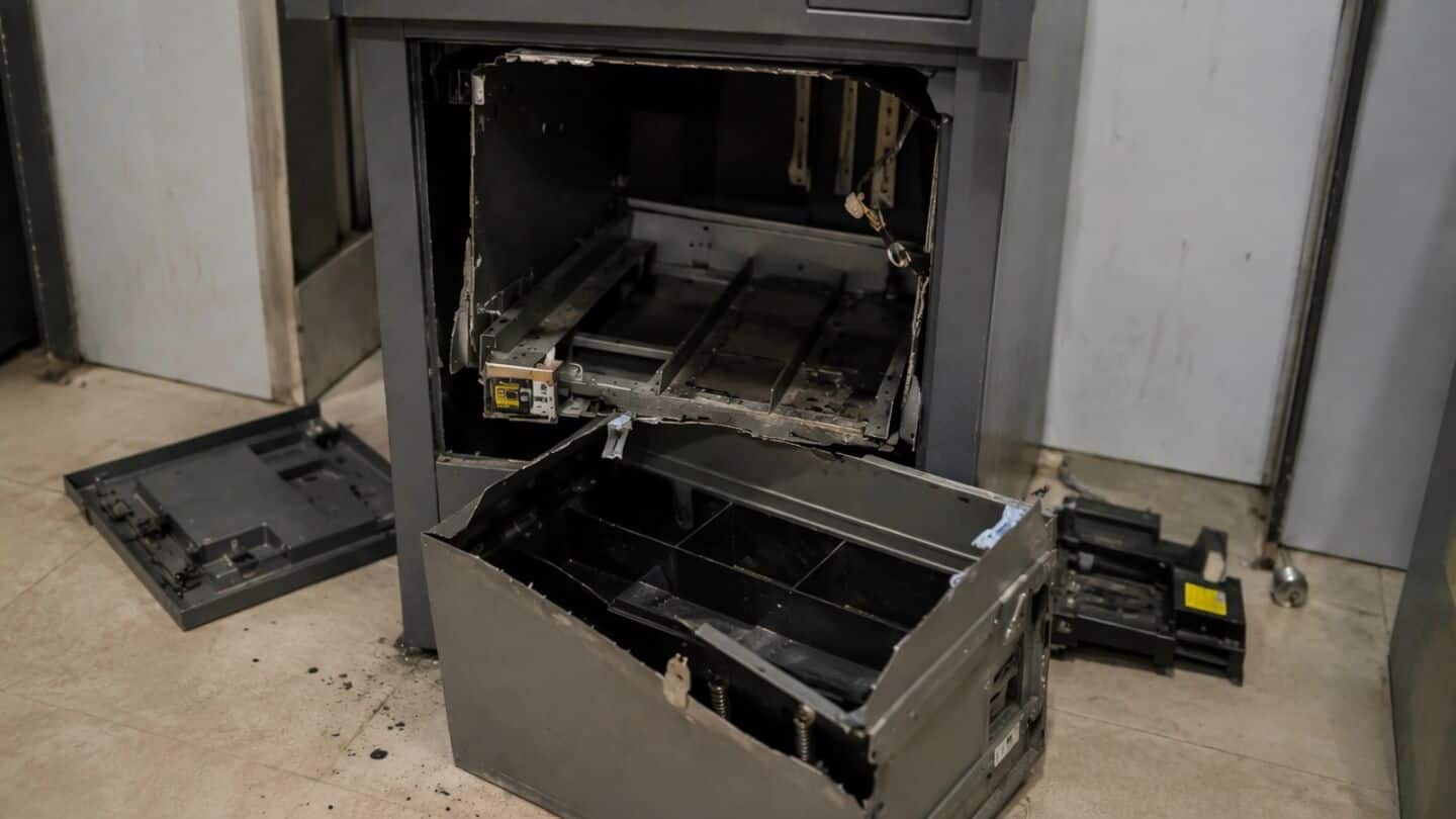 Thieves steal ₹9L from ICICI Bank ATM in Kancheepuram