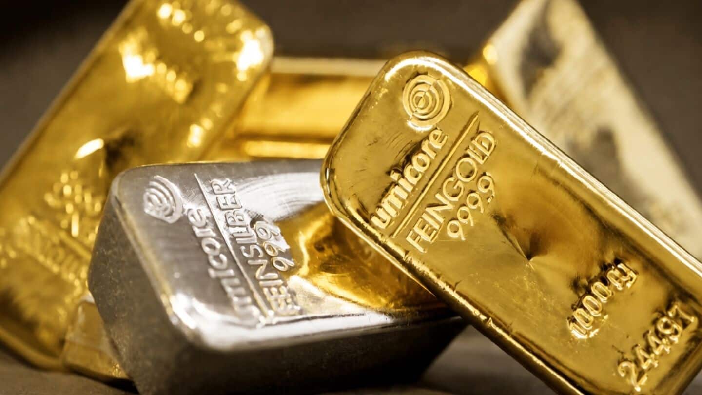 Gold tops $4,300 as silver jumps after Fed odds slip