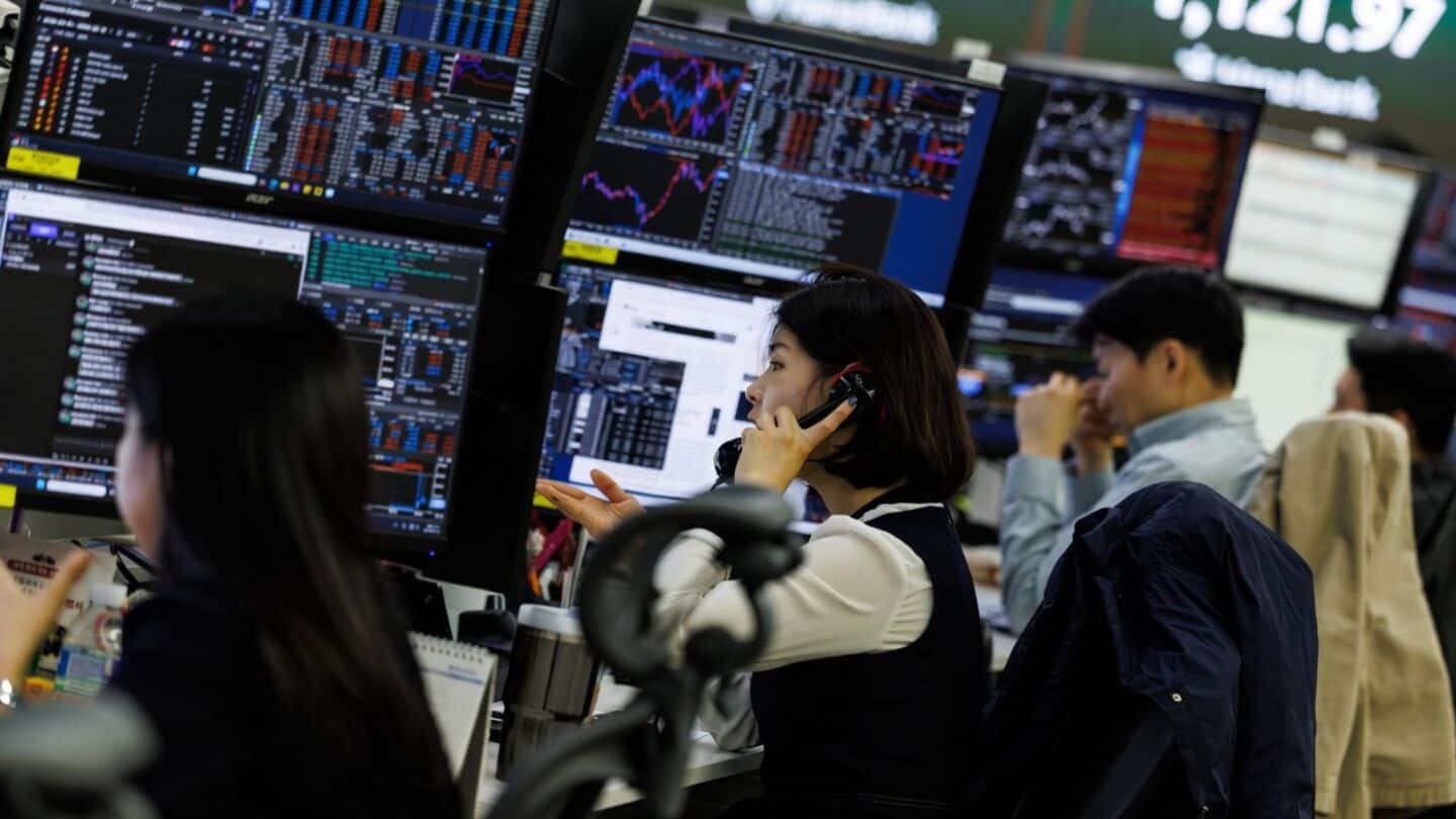Kospi dropped as DeepSeek AI model may reduce memory demand