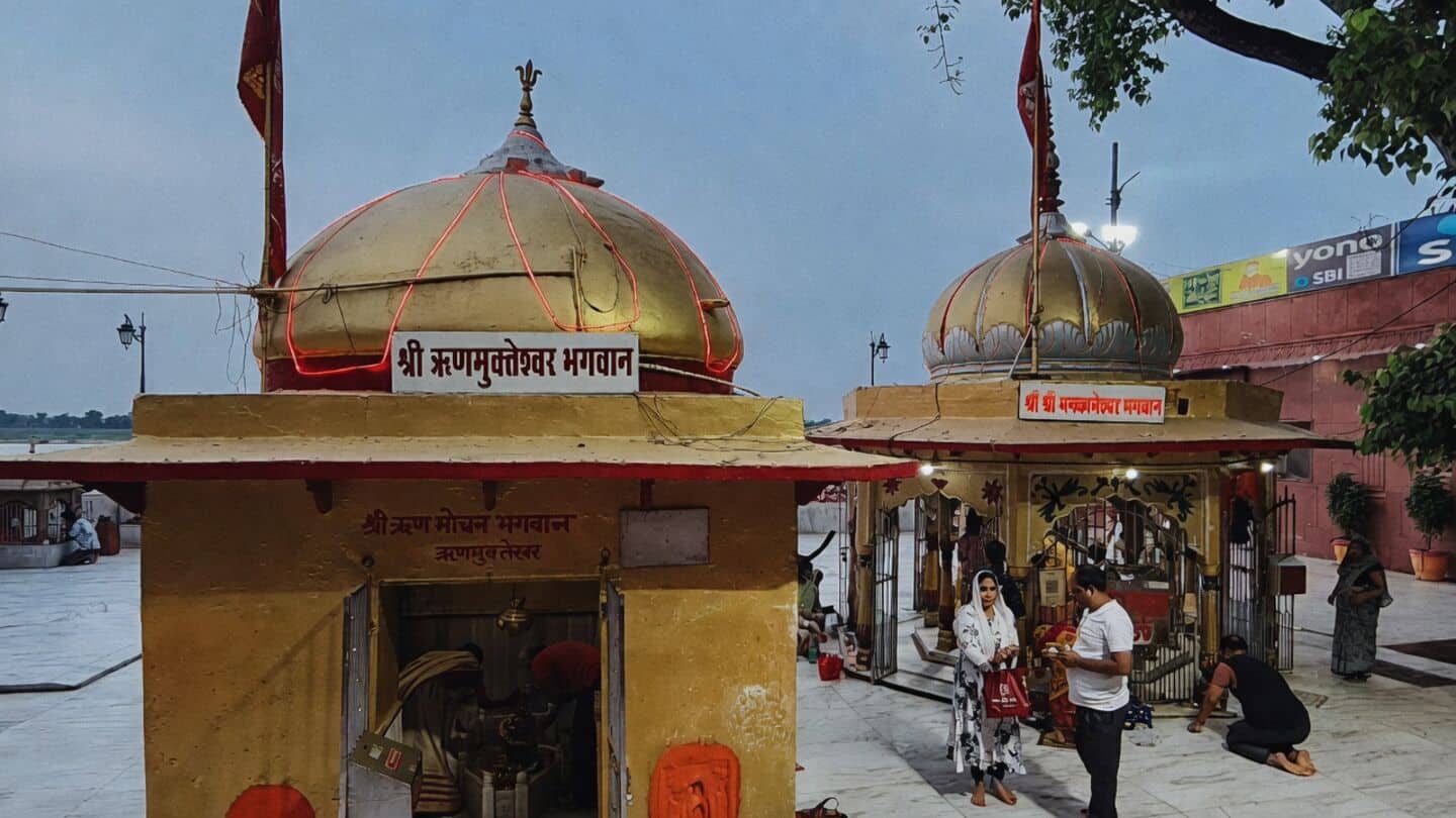 Prayagraj's Mankameshwar Temple enforces Shravan dress code from July 30