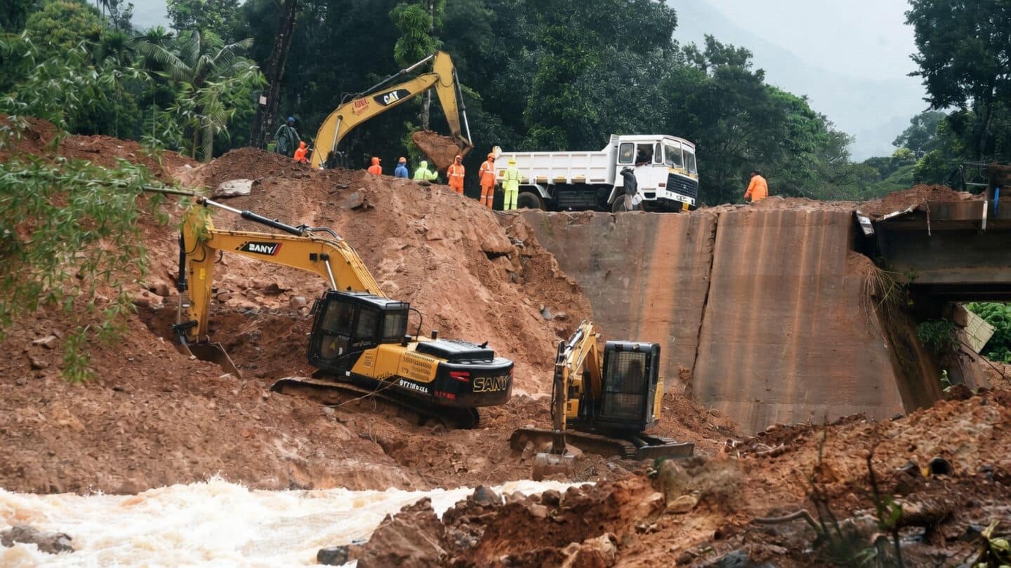 Kozhikode tunnel workers moved to school after Wayanad debris slip