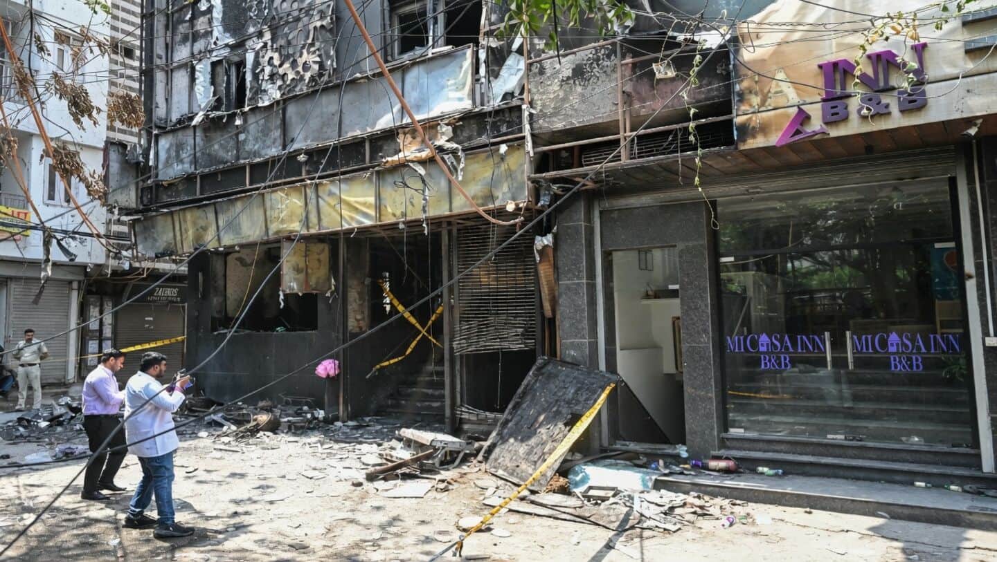 Flourish stays fire in Delhi kills 21, many medical tourists