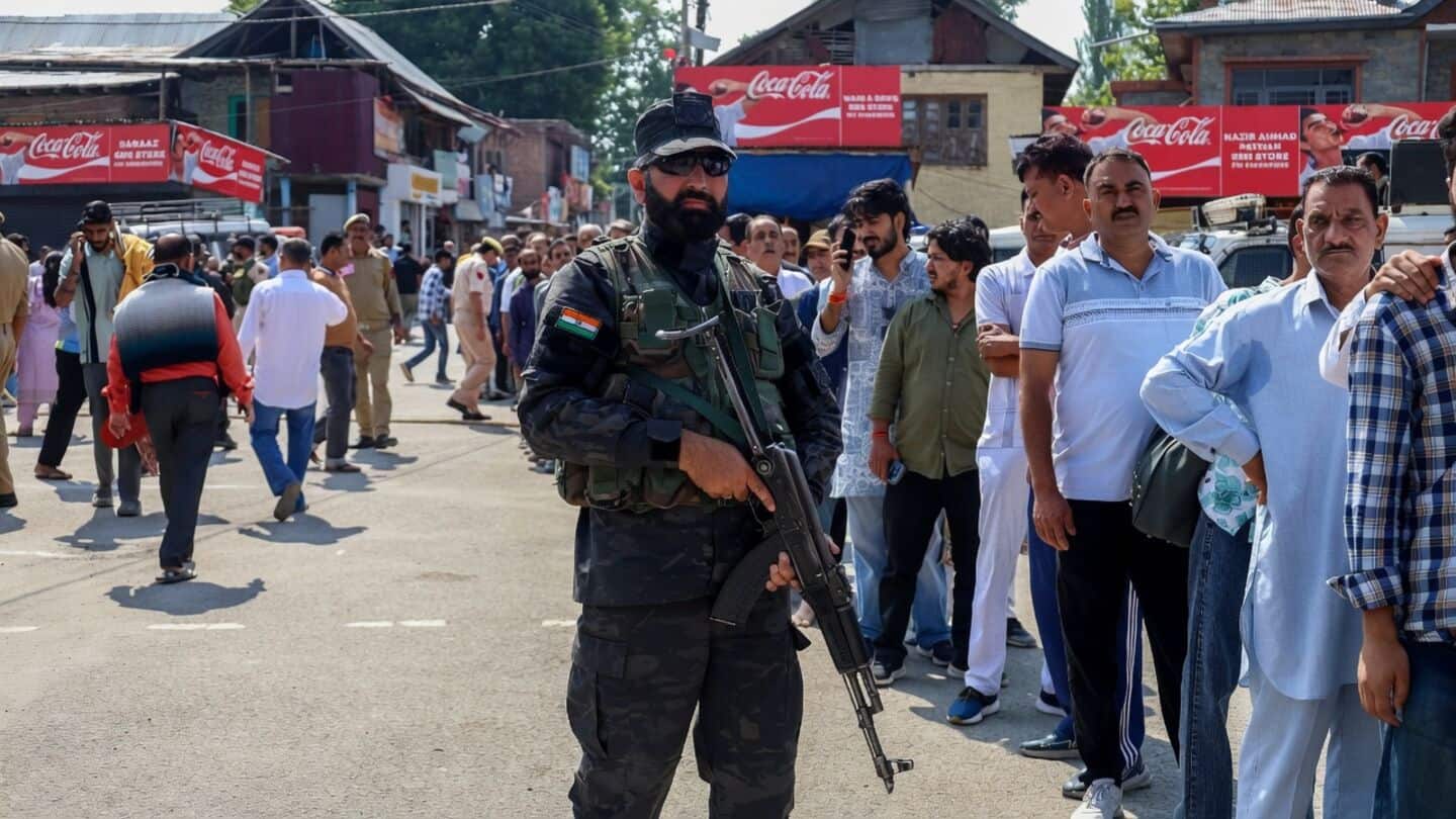Lashkar-e-Taiba-linked group threatens 7,000 Kashmiri Pandit PM-Package employees in Valley