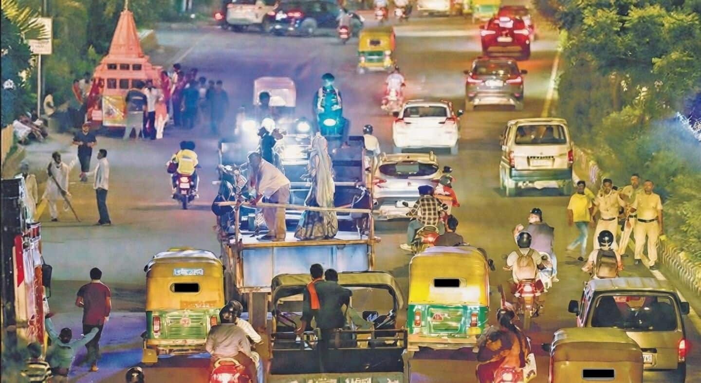 'Navratri' processions in Delhi disturb sleep, violate noise rules