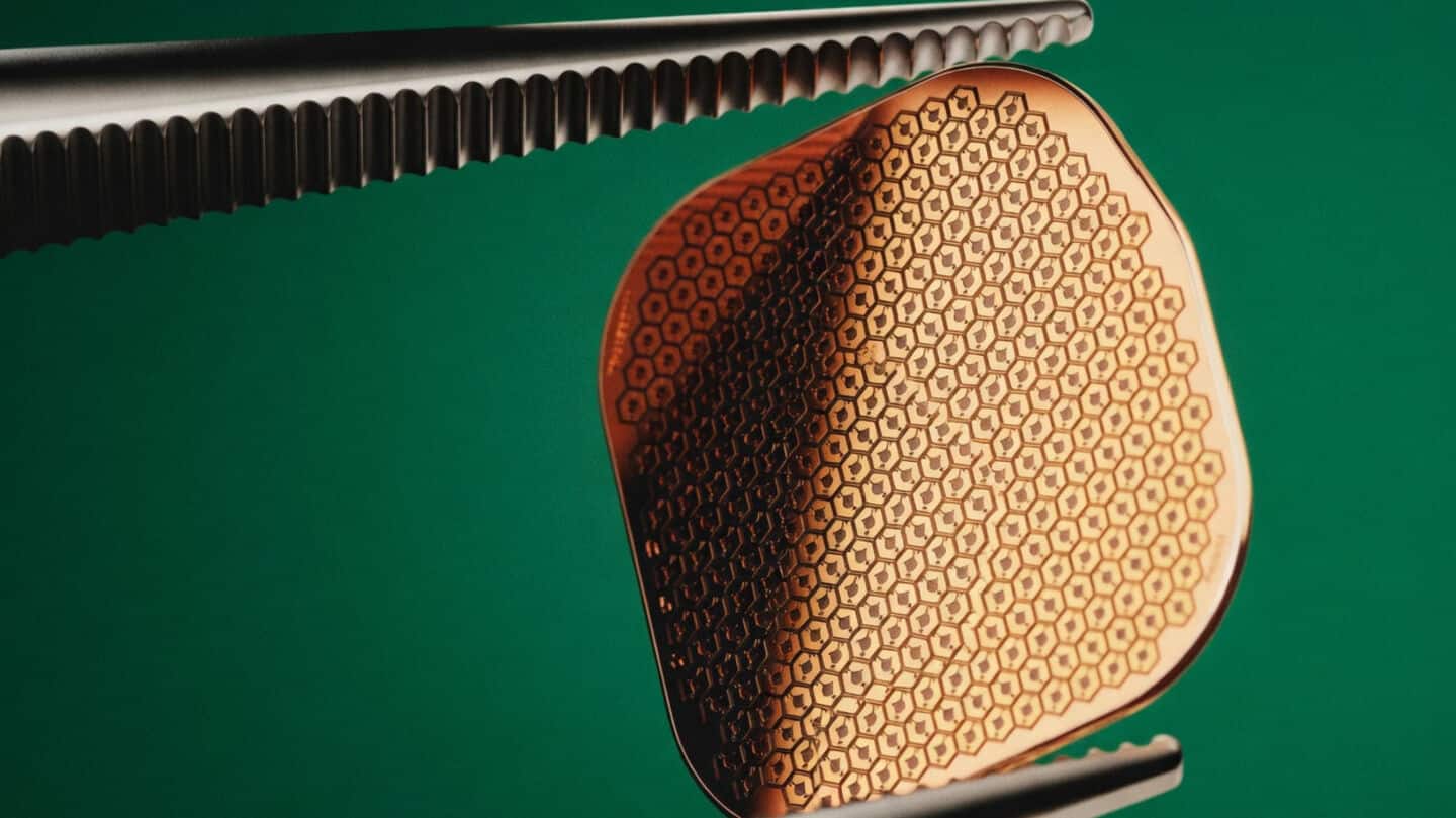 Europe clears science corporation bionic eye for advanced macular degeneration