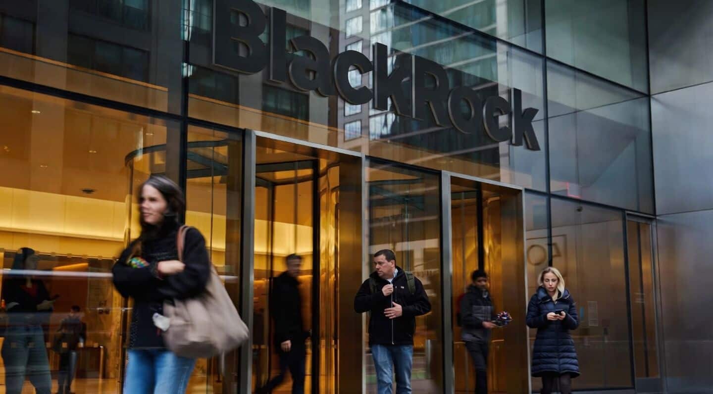 BlackRock limits withdrawals from its largest private credit fund