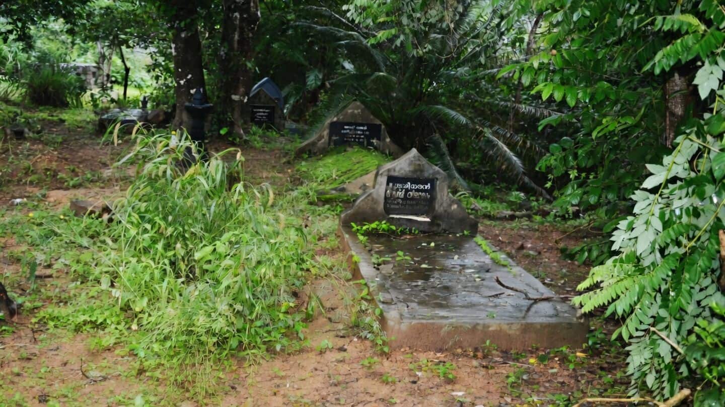 Sree Periyattappan Mahadeva Temple in Cheruthoni runs inclusive public graveyard