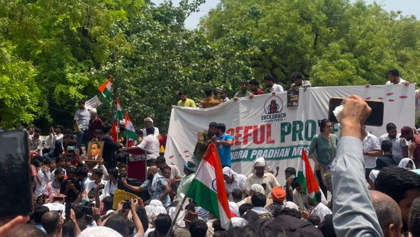 Cockroach Janata Party protests in Delhi, demands Dharmendra Pradhan resign