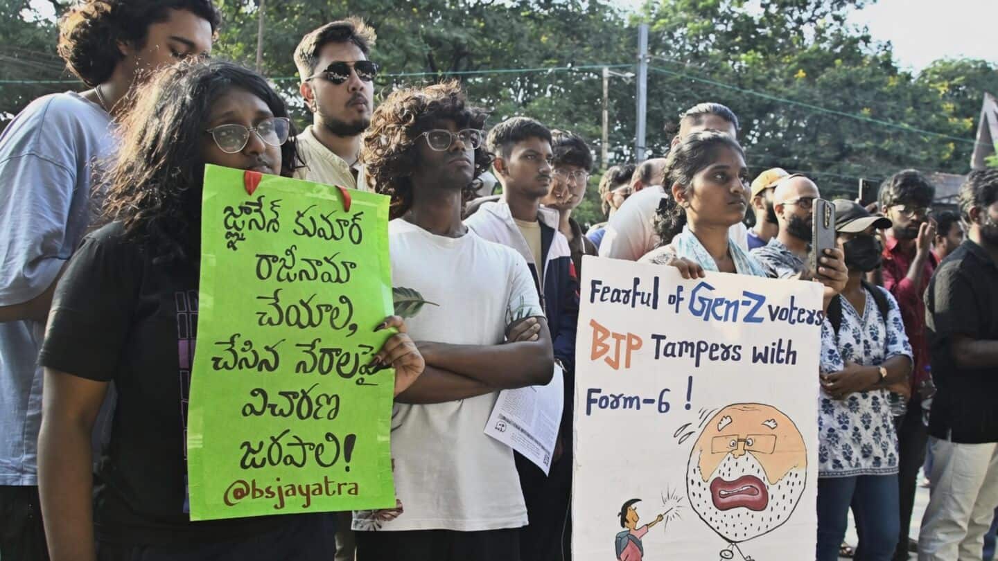 Hyderabad students and activists protest Jantar Mantar police action