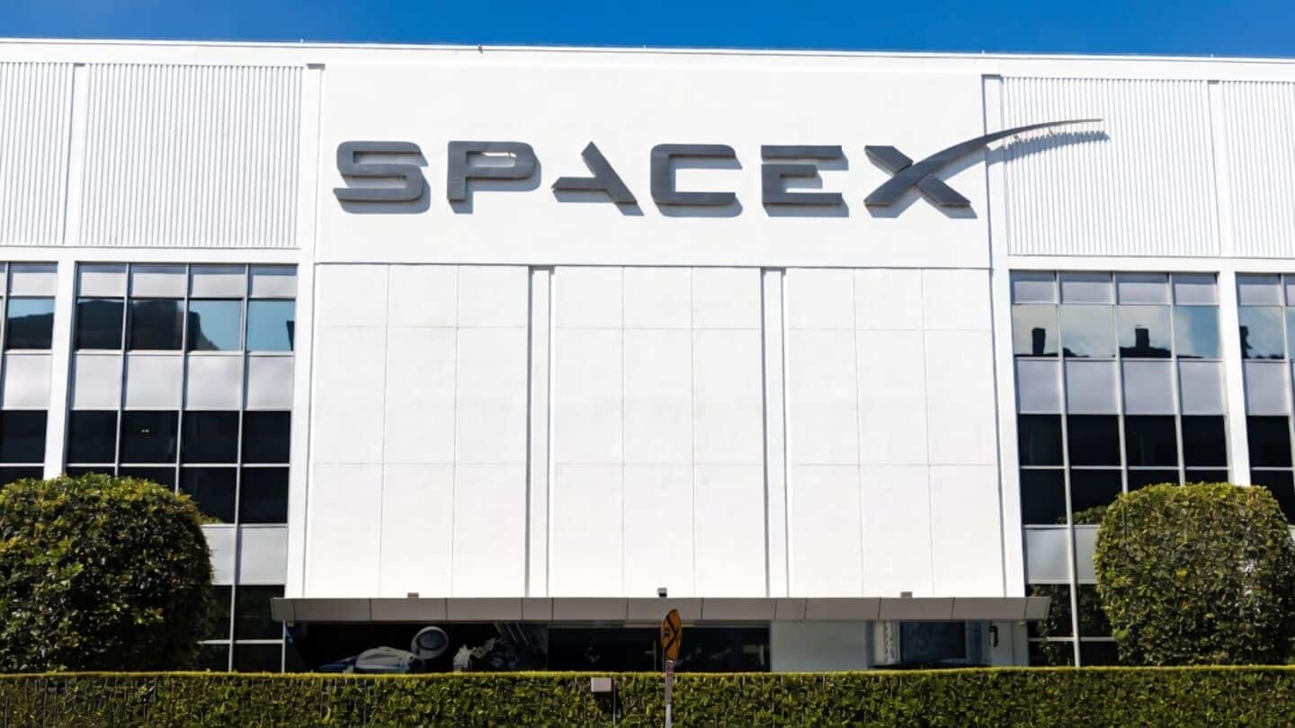 SpaceX Falcon 9 upper stage to hit Moon early Wednesday