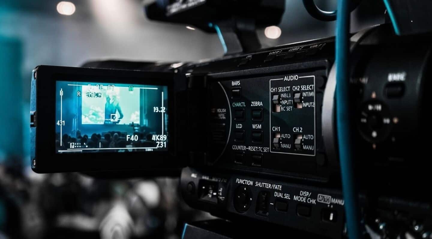 Rampal shares BTS photos as 'Dhurandhar: The Revenge' surpasses ₹1,300cr