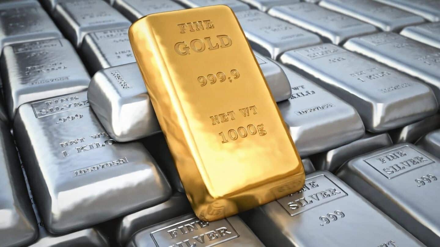 Delhi gold, silver fall on oil spike and inflation fears