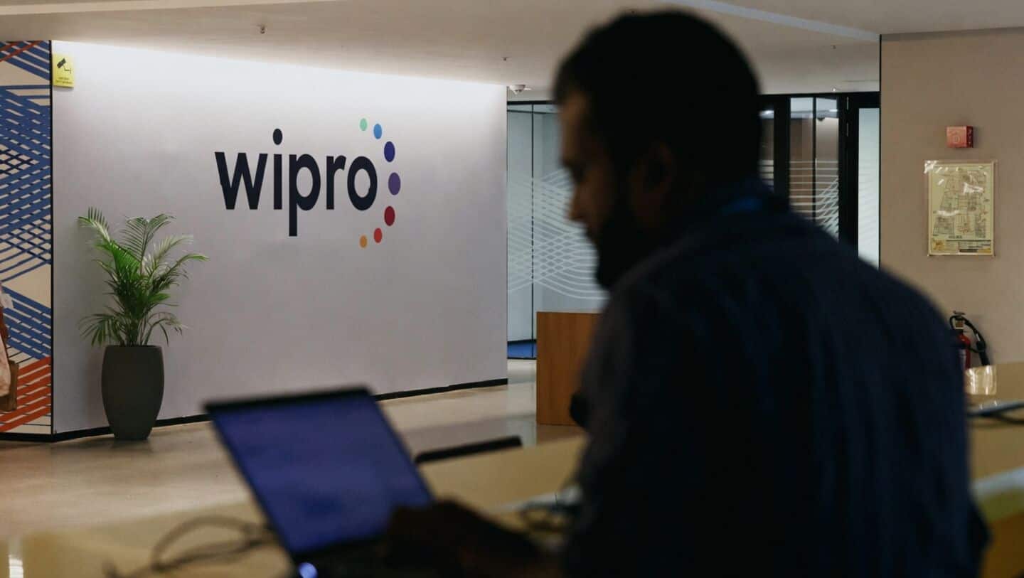 Wipro stock jumps 4.6% to ₹211 after ServiceNow partnership
