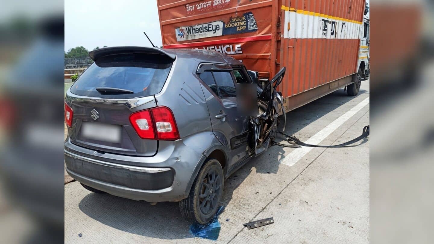 Family of 5 killed in Amravati district expressway crash