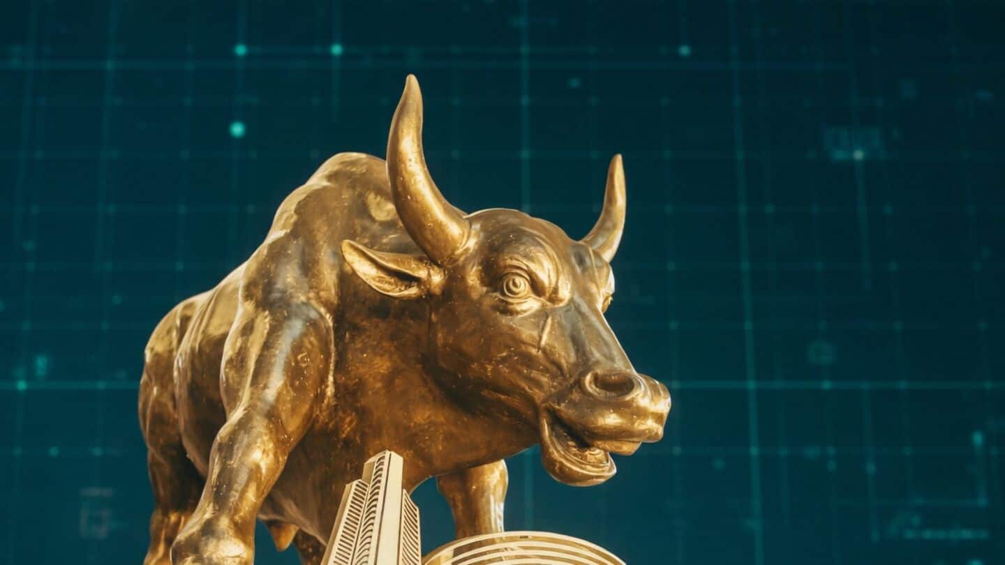 Indian Sensex rebounds 879.09 points as it lifts Nifty