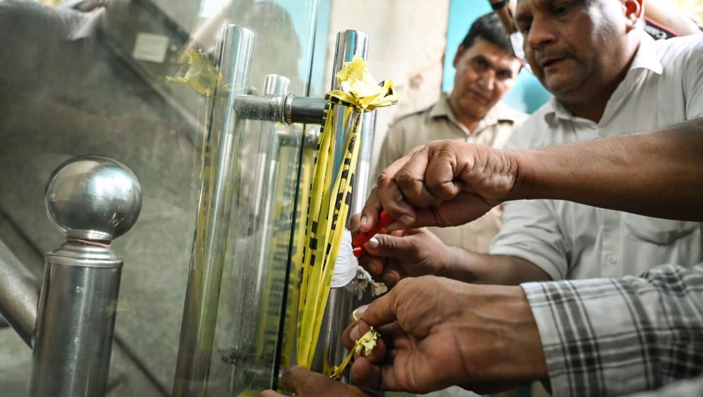 Mumbai fire brigade starts 2-week safety drive in Andheri West