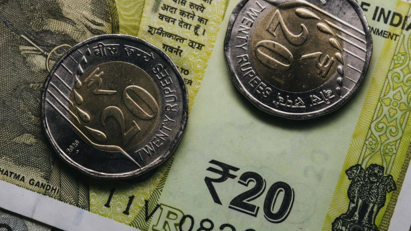 Delhi shopkeepers urge cash after 0.4% fee on digital payments
