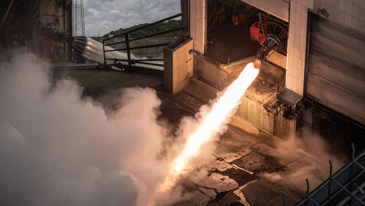 China's mega engine tests Chi closed-cycle kerosene-liquid-oxygen engine 1,000 seconds