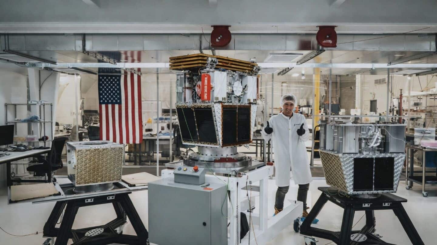 Reflect Orbital receives FCC approval for Earendil-1 60-foot mirror satellite
