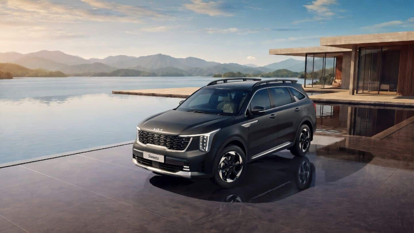 Kia brings 1st hybrid Sorento SUV to India September 4