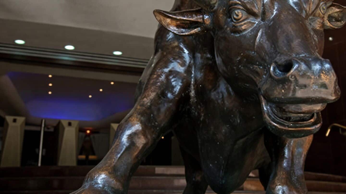 Indian stocks rebound, Sensex up 1.02% to 76,835.78, Nifty 23,995.95