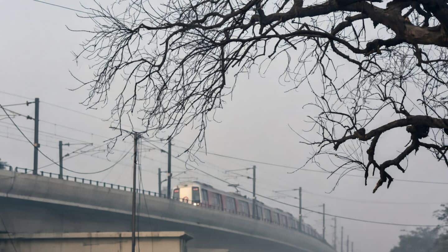 Delhi enforces 'No pucc, no fuel' as AQI rises