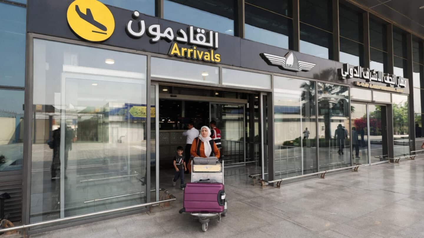 Caspian Airlines touches down as US exemption reopens Najaf, Iraq