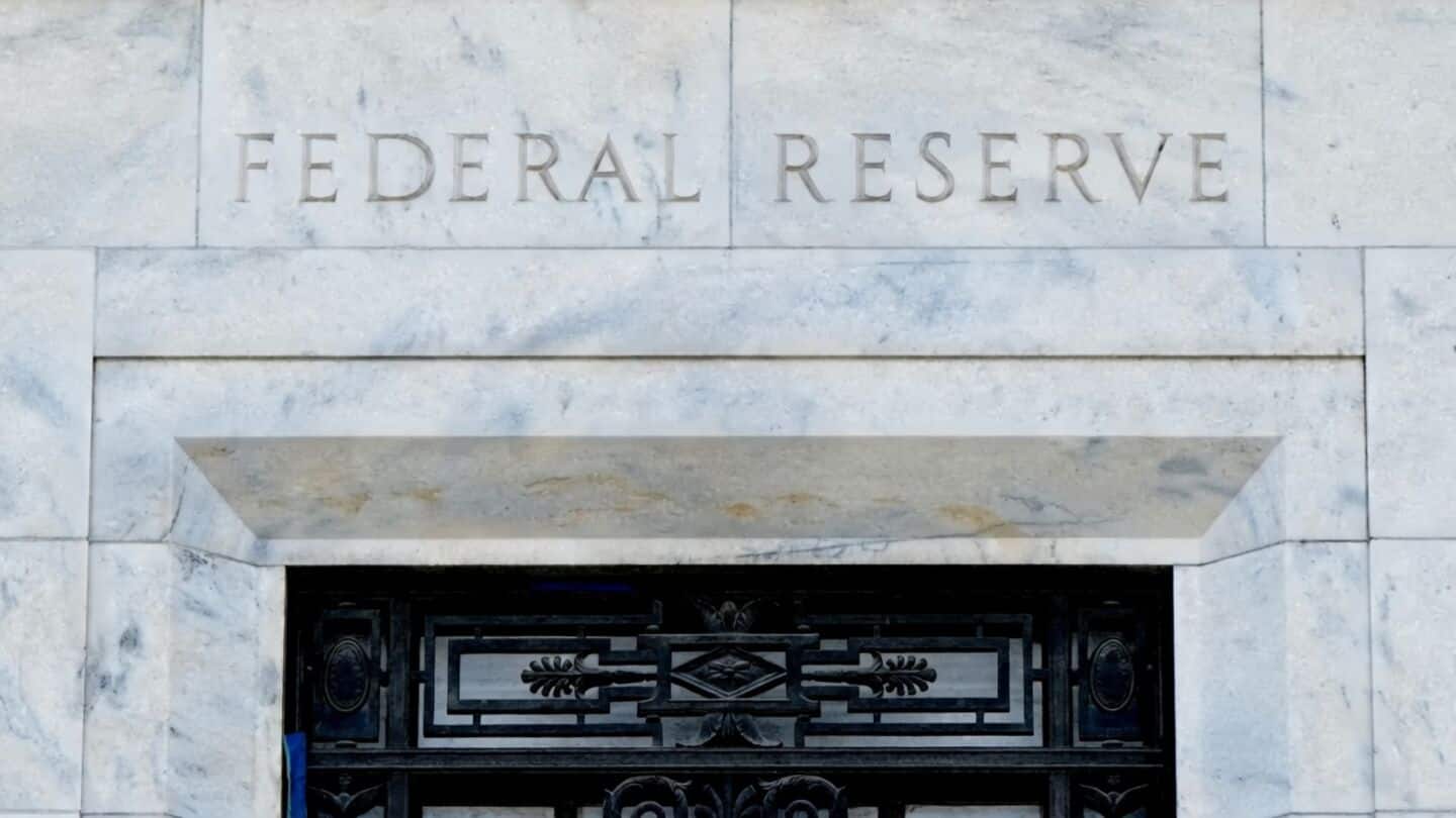 US inflation remains 3.7% in July, PCE flat from June