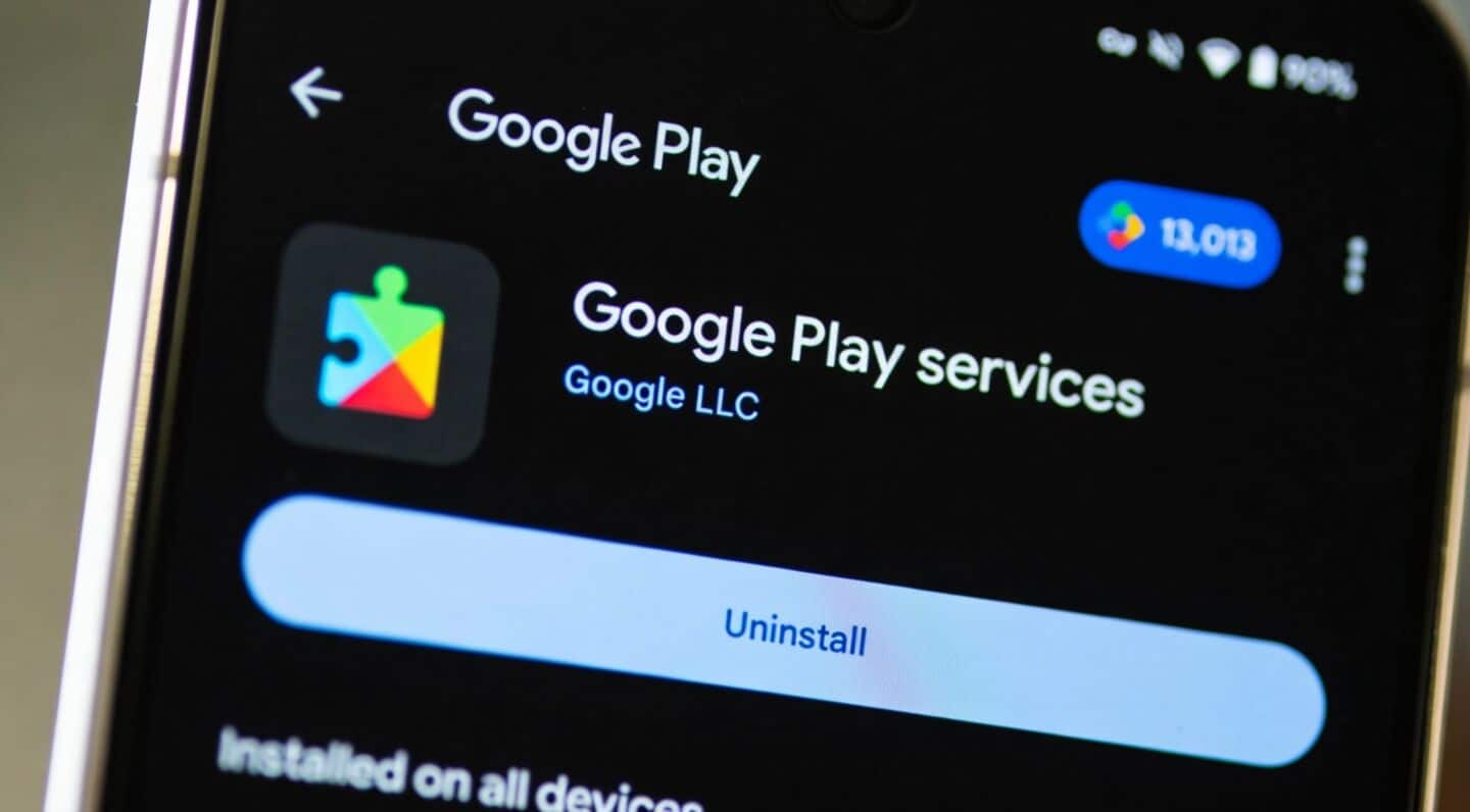 Google's August update brings tap to share, simplifies multidevice setup
