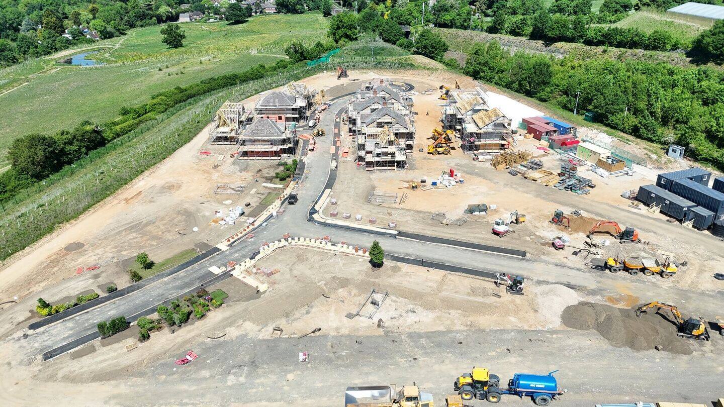 No narrator for 'Harry Potter' reboot; filming in 2 massive blocks