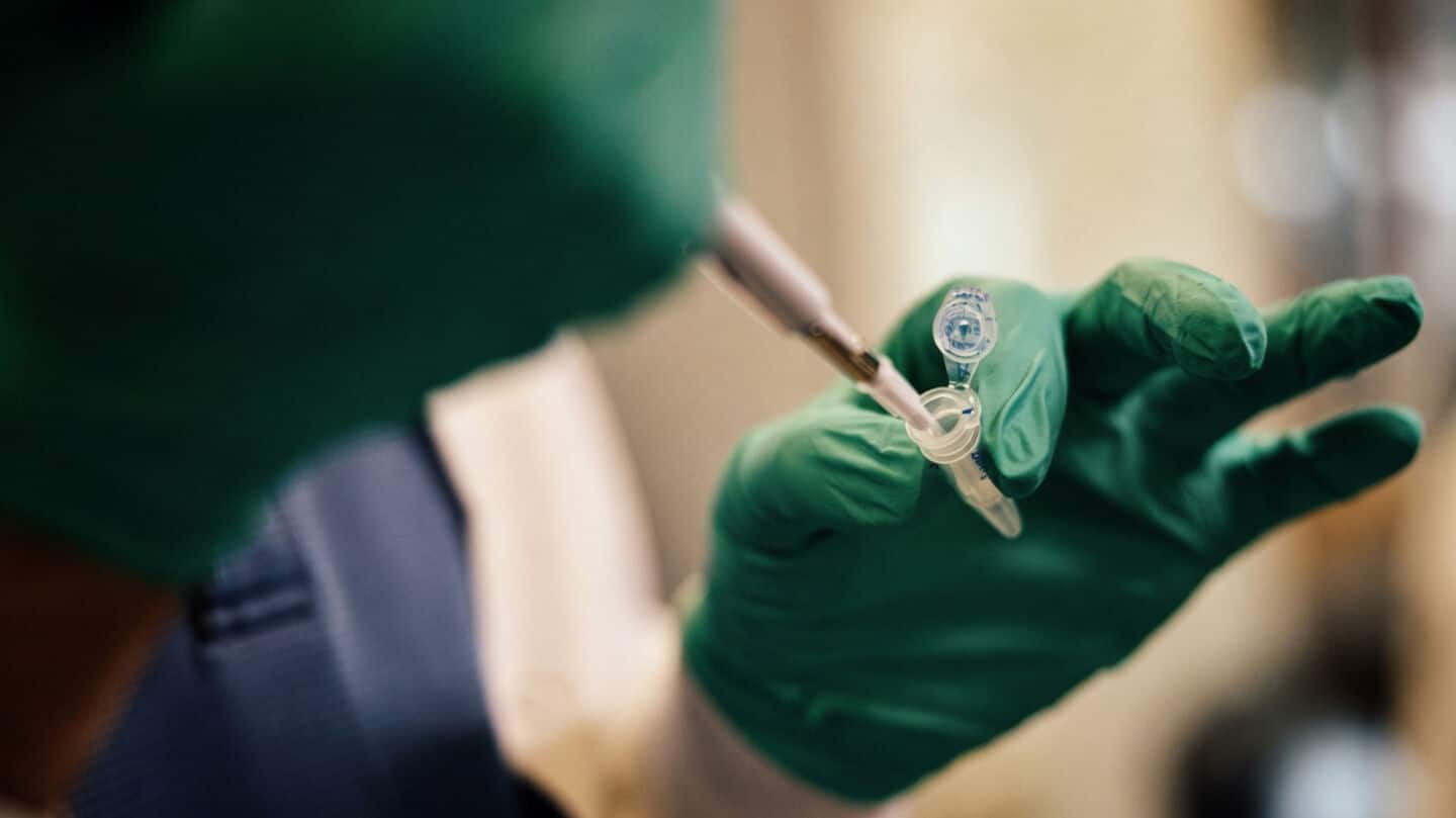 FDA clears PrecivityAD2 blood test for Alzheimer's in adults 40+