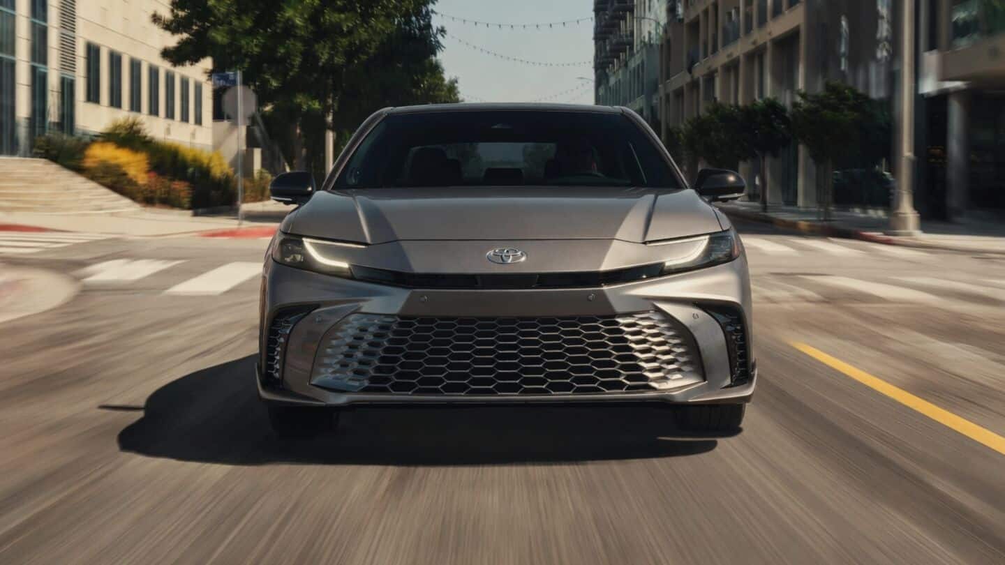 Toyota recalls 508,000 US 2025-2026 Camry sedans for blank dashboard