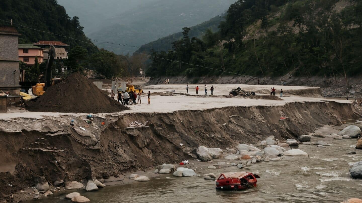 सिक्किम पर बाढ़ का खतरा: 16 ग्लेशियर झीलों को लेकर अलर्ट, बन रहा देश का पहला GLOF प्रोटोकॉल