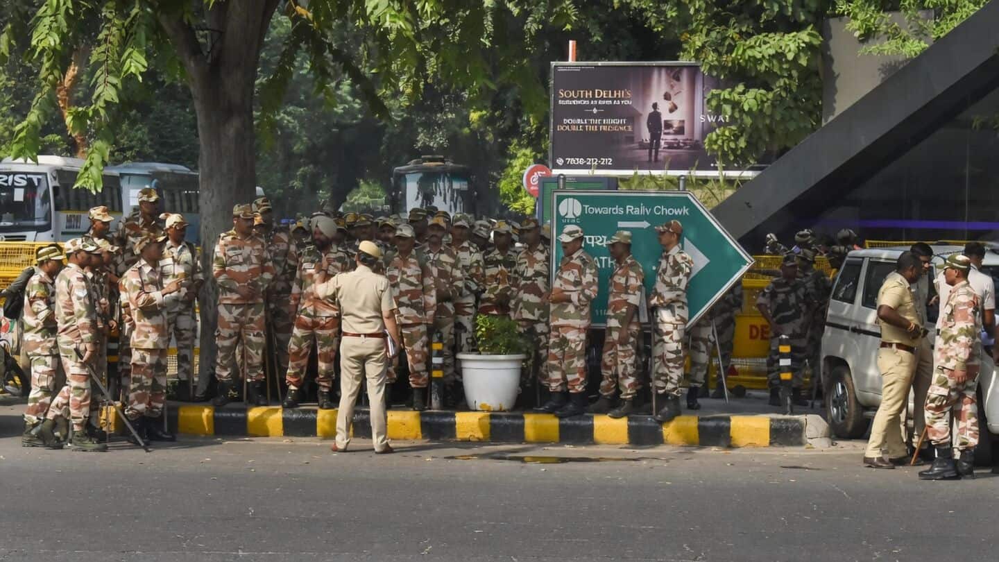 Delhi Police deploying over 35,000 at Jantar Mantar October 10