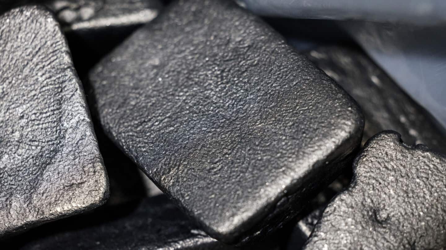 India launches ₹7,280cr rare earth magnet scheme attracting 20 bidders