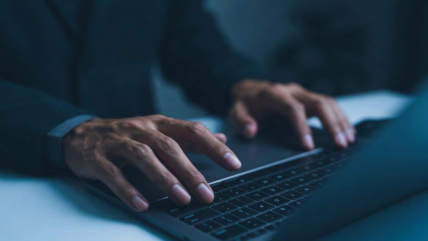 U.S.-China security experts urge AI control before Trump Xi meeting