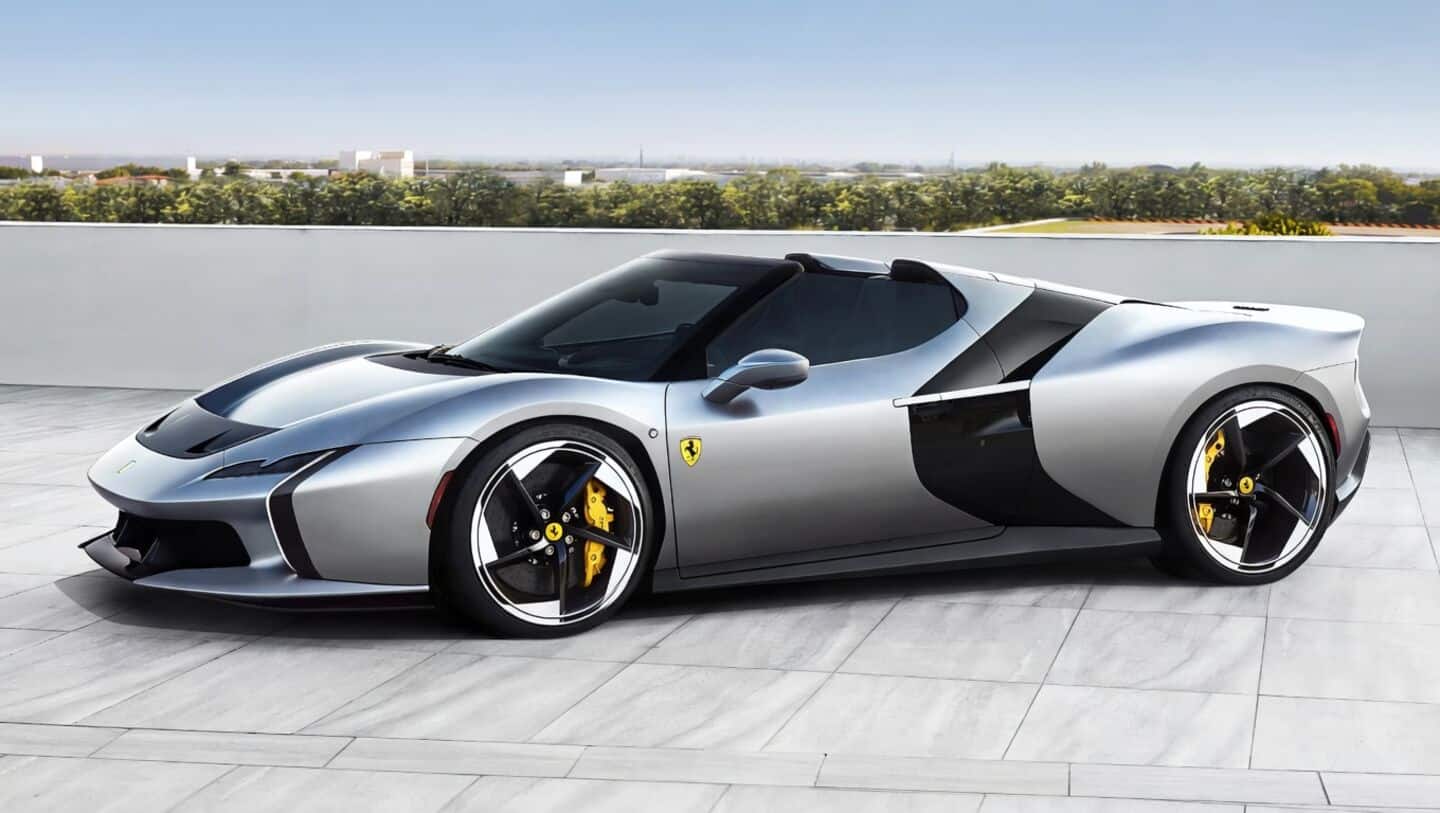 Ferrari unveils HC25 1-off at Austin, F8-based last V8 spider