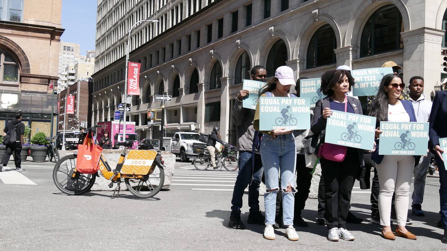 Instacart sues NYC over new minimum wage for delivery workers