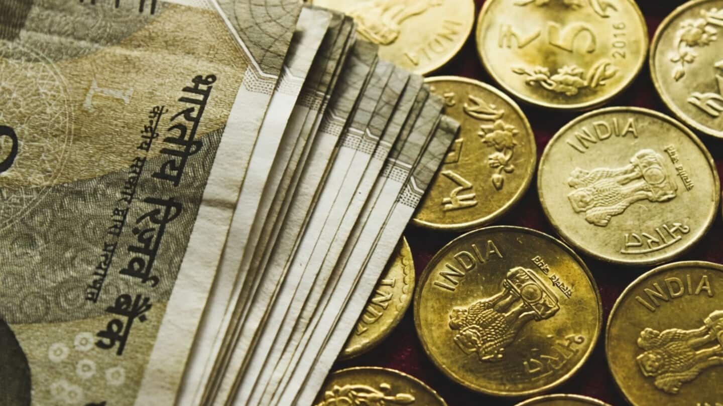 India's April-June fiscal deficit 3.08L/cr, full-year target 4.3% GDP
