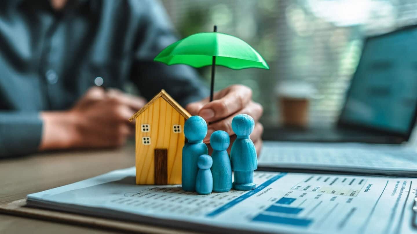 IRDAI ties insurance CEOs' pay to customer treatment, claims data