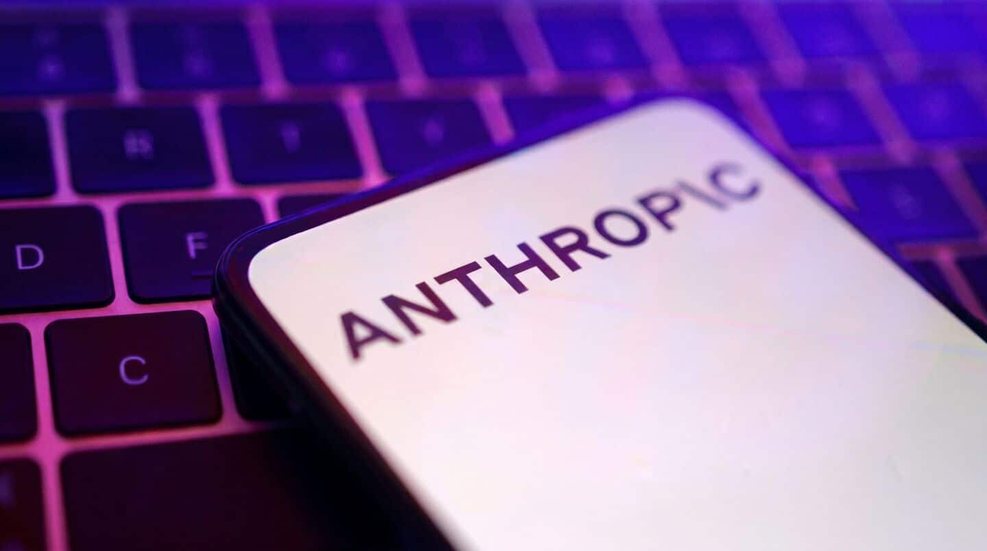 Christopher Olah warns AI could reshape jobs, urges oversight