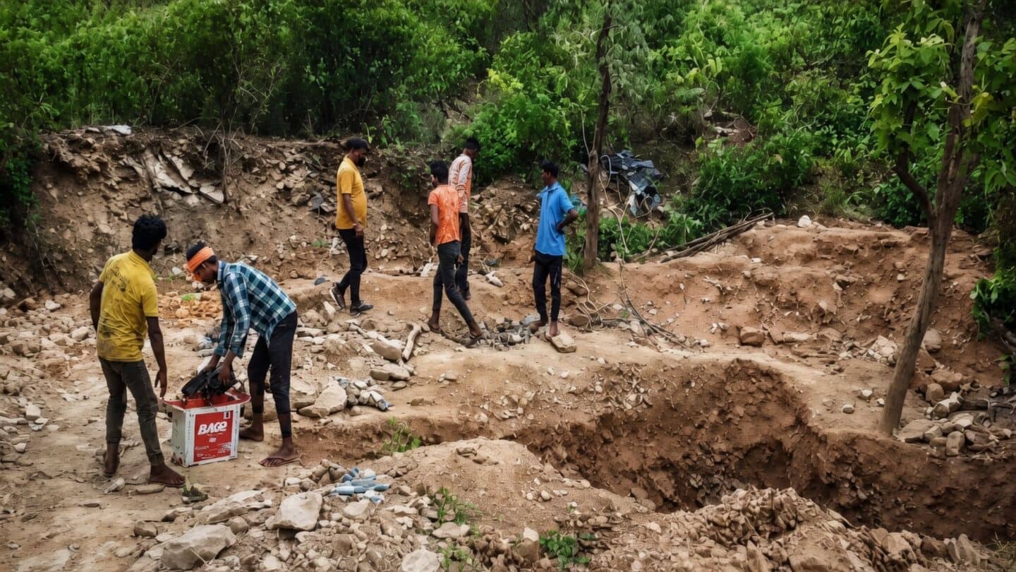 Gas inhalation kills 4 at illegal Ramgarh coal mine