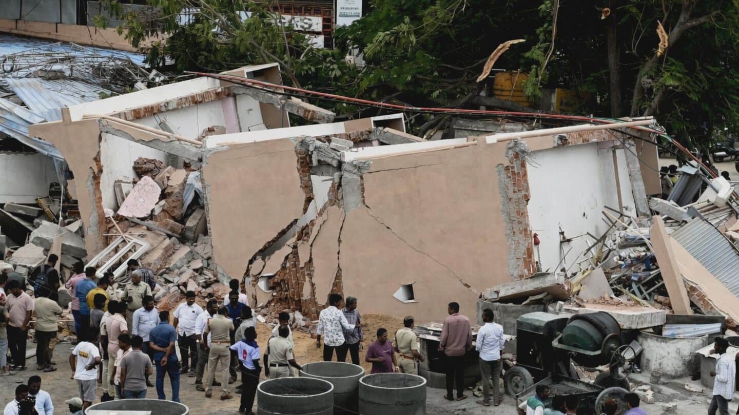 Four story building collapses in Tirupati, 3 sustain minor injuries