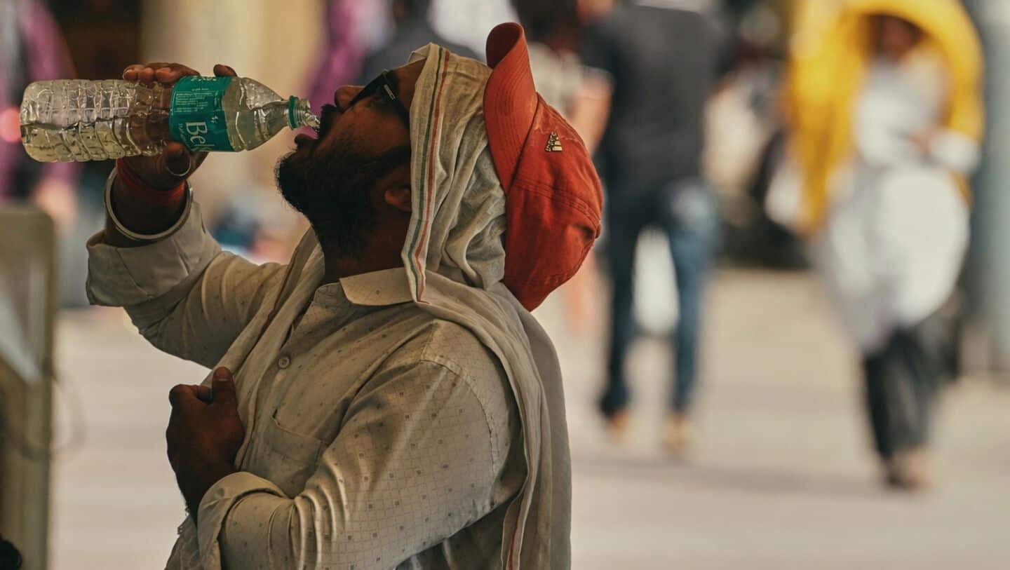 Maharashtra heat wave 226 heatstroke cases and 2 confirmed deaths