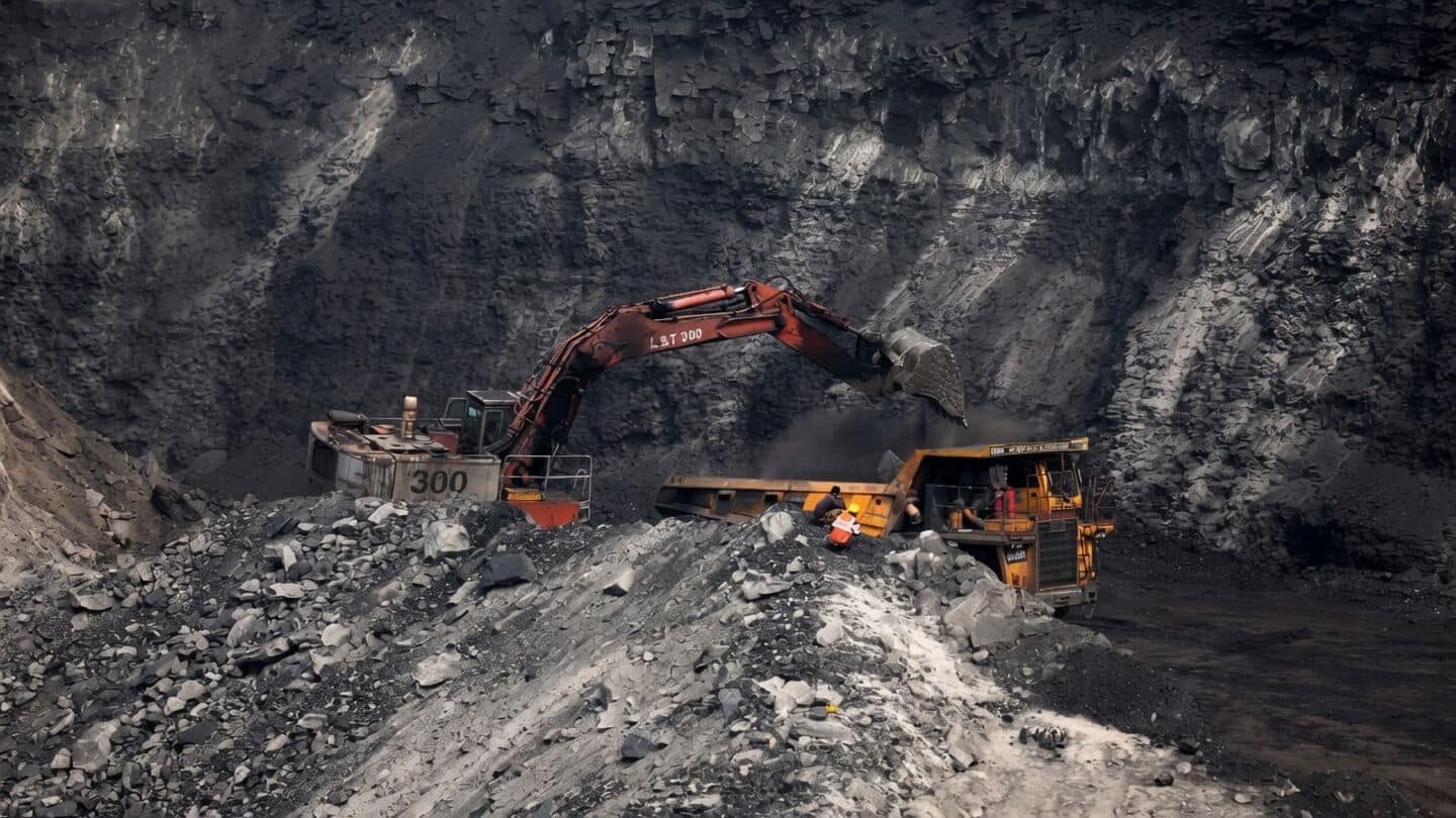 MCX to launch coal and minerals exchanges by April 1