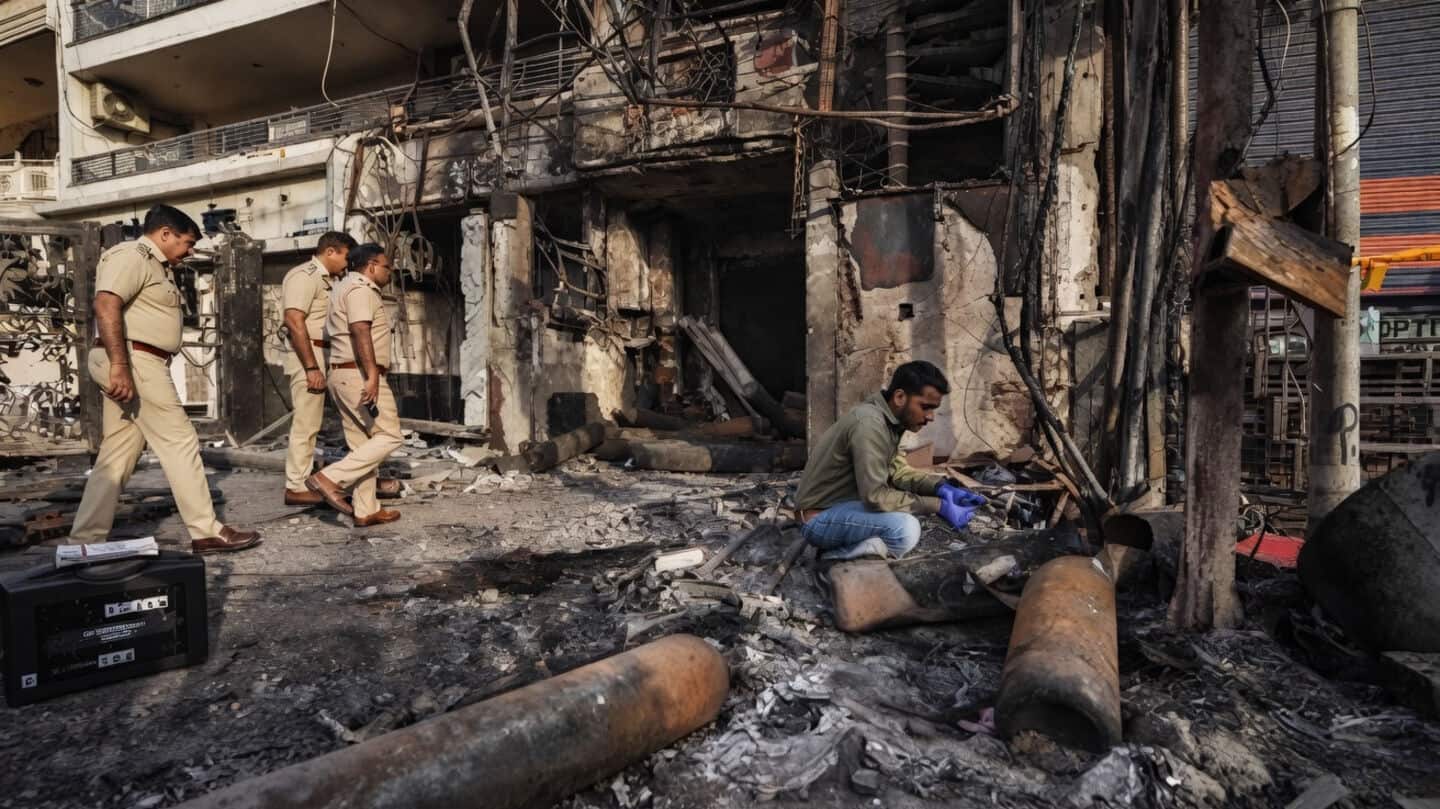 MCD moves against inspectors after South Delhi Flourish stay fire