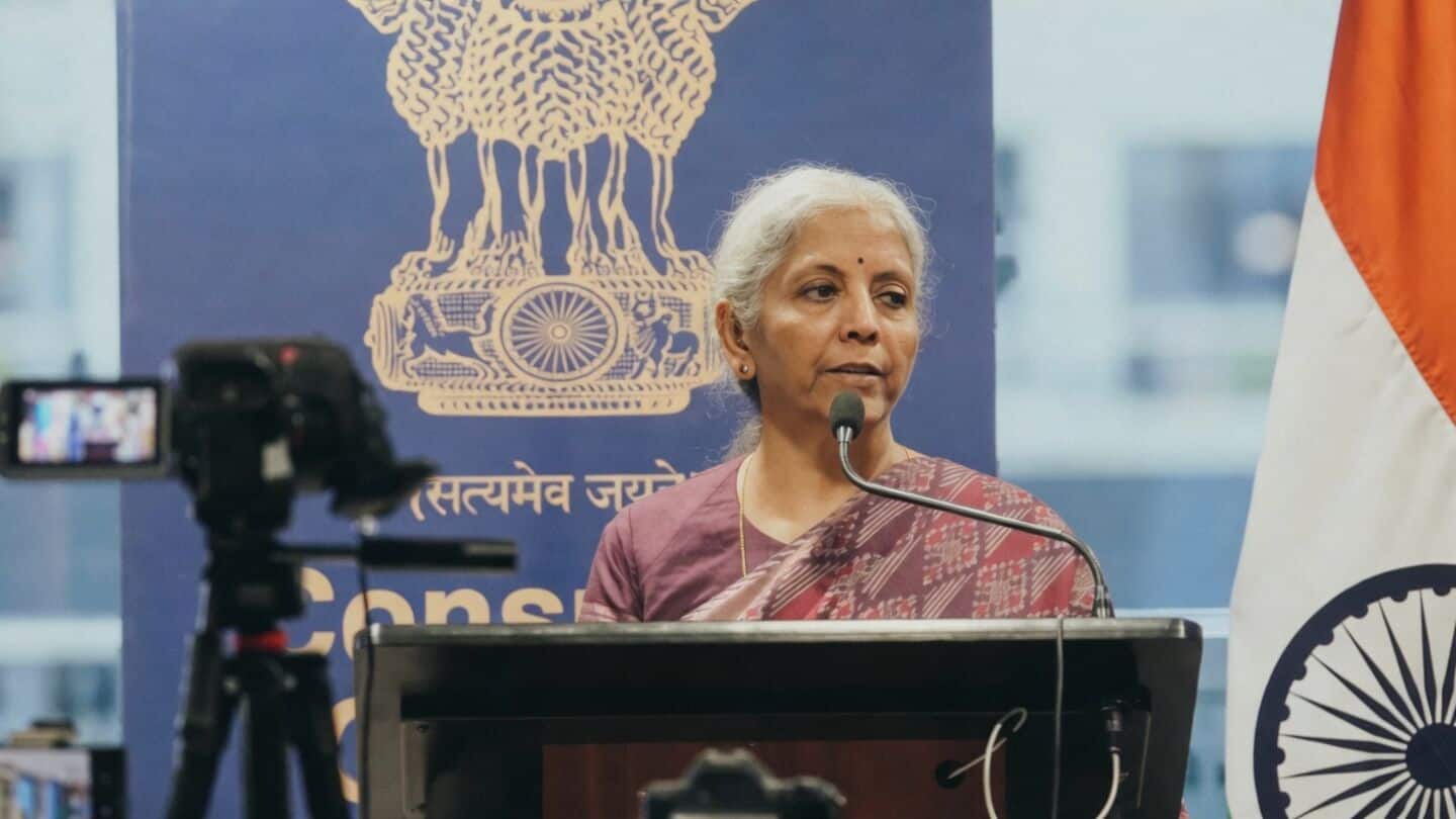 Nirmala Sitharaman meets US executives in Chicago to pitch India