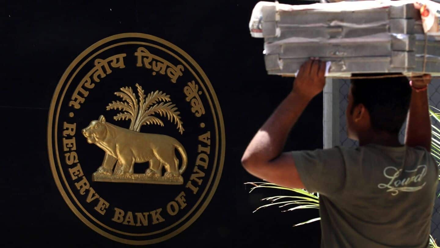 RBI explores banking apps kill switch to instantly freeze transactions