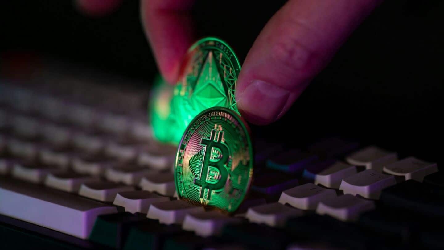 Bitcoin holds above $64,000 as US Treasury yields ease