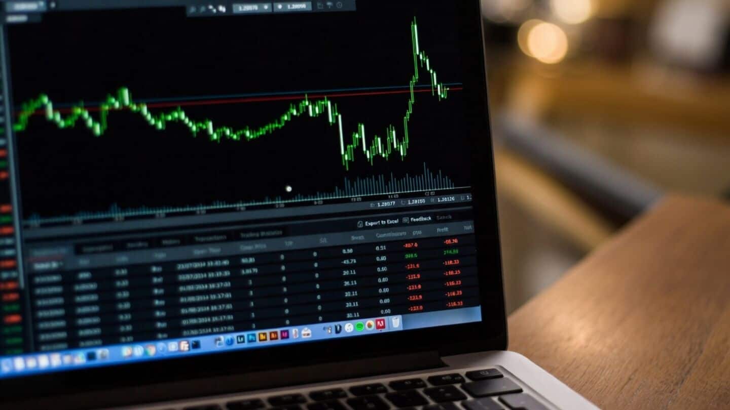 Indiabulls shares surge nearly 5% to ₹29.61 as markets rise